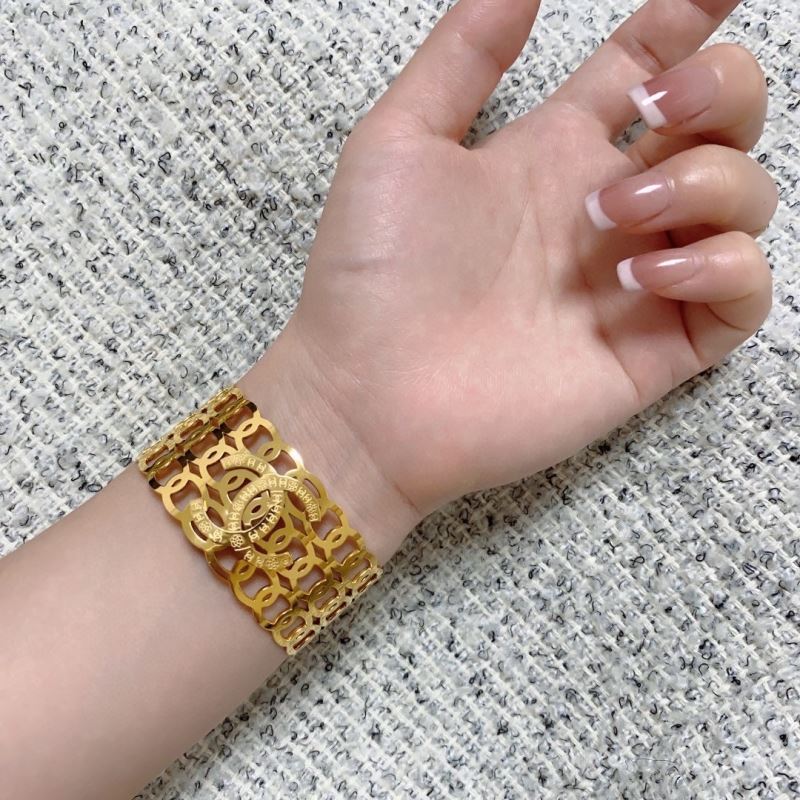 Ch**el bracelets